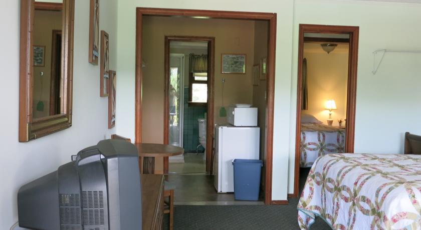 The Austin Inn 레이크 헤오르헤 객실 사진
